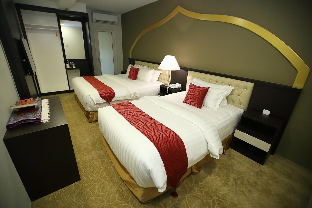 Al Khatiri Hotel Kubang Kerian Ngoại thất bức ảnh
